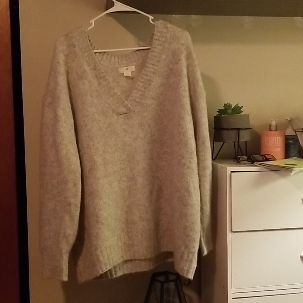 H&M sweater